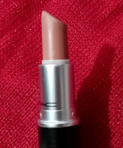 Mac kinda sexy lipstick