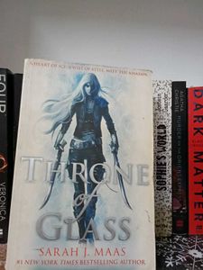 Throne of Glass series book 1 and 2