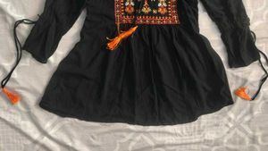 Black Tassel short kurty
