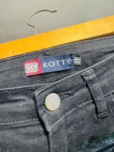 Black Wide Leg Jeans