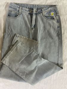 Light Wash Daisy Embroidered Jeans