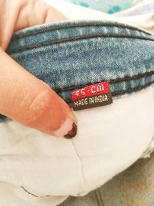 FREE Delivery - Unique Detail Jeans