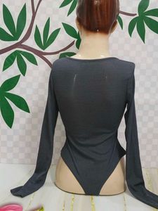 (100)Gray Long Sleeve Bodysuit