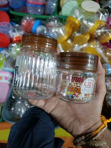 20 pieces kitchen storage plastic containers.
