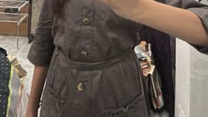 Casual Button-Down Dress