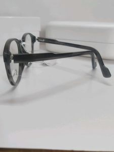 Stylish Bilge Karga Eyeglasses with Case