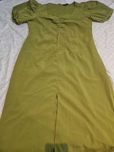 Green Square Neck Puff Sleeve Dress