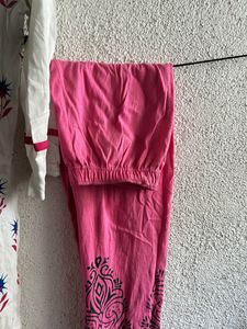 Flawless Set Of 2- Cotton Kurti+ Leggings