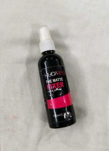 Huda Beauty Matte Fixer Face Spray