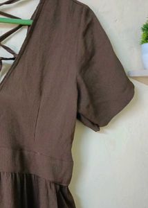 Elegant Brown Maxi Dress with Lace-Up Detail