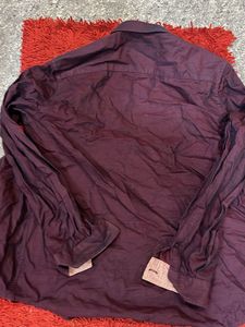 Men's Textured Burgundy Shirt