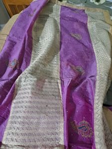 Vintage Purple Saree with Gold Border🌷