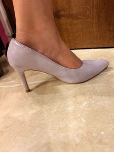 Chic Lavender Pointed Toe Heels
