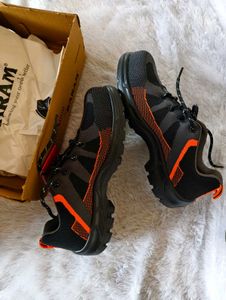 Flyknit Fabric Sporty Safety Shoes | ISI Marked