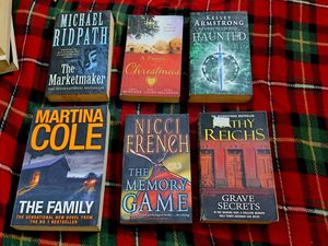 Lot of 6 Bestselling Mystery & Thriller Books