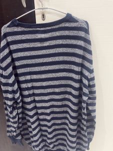 round neck tshirt