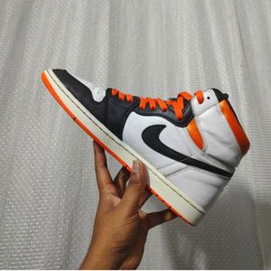 Air Jordan 1 High OG White Orange