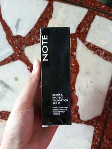 Note Spf 15 Foundation