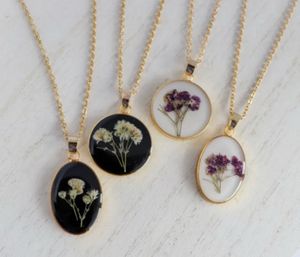 Dried Flower Resin Pendant Necklace