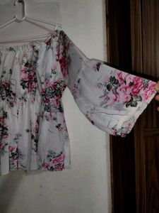 set of 2 - Off-Shoulder Blouse