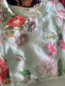 Beautiful Floral Print Ethnic Gown