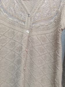 Very Pretty Wooen Sweater