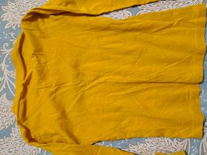 Yellow and blue Graphic T-Shirts set of 2
