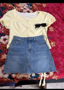 Denim mini skirt