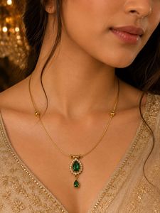 Elegant Emerald & Diamond Necklace