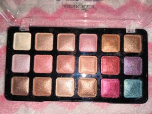 Blink Key Eyeshadow Palette