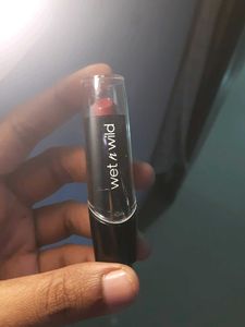 Wet n Wild Lipstick - DARK WINE Shade