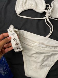 Chic White Textured Bikini