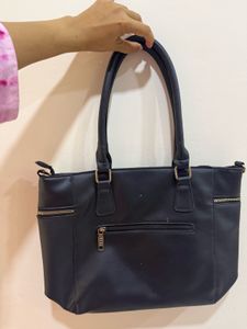 Elegant  Black hand Bag