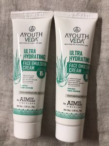Ayouth Veda Ultra Hydrating Face Emulsion Cream