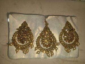 Exquisite Pearl &amp; Stone Jhumka Set