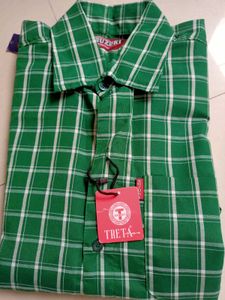 Green Plaid Button-Up Shirt