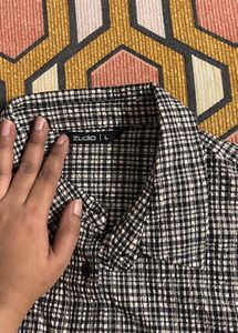 Chic Checked crop Shirt🫶🏻