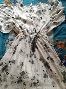 Floral Print Dress Flutter Sleeves with gift
