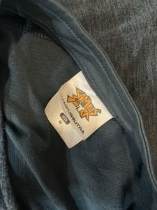 Classic Blue Wash Denim Jeans with t shirt