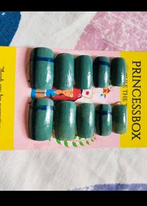 Princess Box Press On Nails