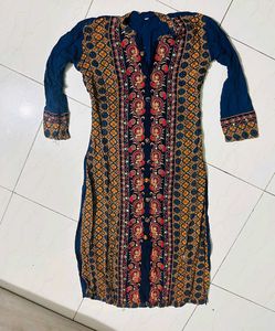 Ethnic Print And Embroidery Kurta