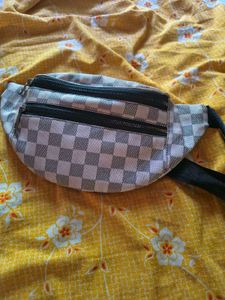 Stylish Checkerboard Fanny Pack