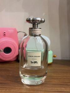 Coach Dreams Perfume
