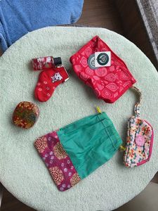 The Body Shop Strawberry Pouch