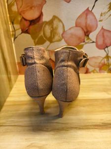 Elegant Glitter Heels with Ankle Strap