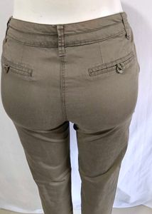 Women's Brown Casual Pants Sz 32 Excellent Condi