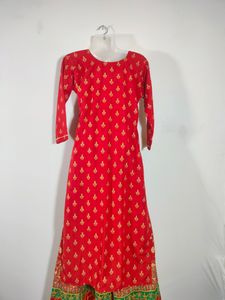 Red Print Skirt And Kurta Sets (Women's)