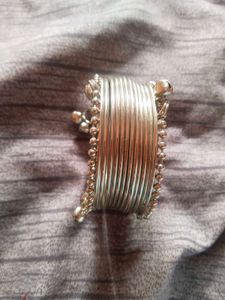 Silver Tone Bangle Set