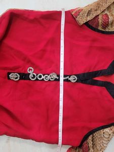 Red Kurti