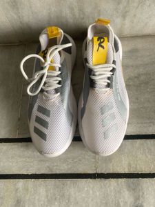 Running Shoes